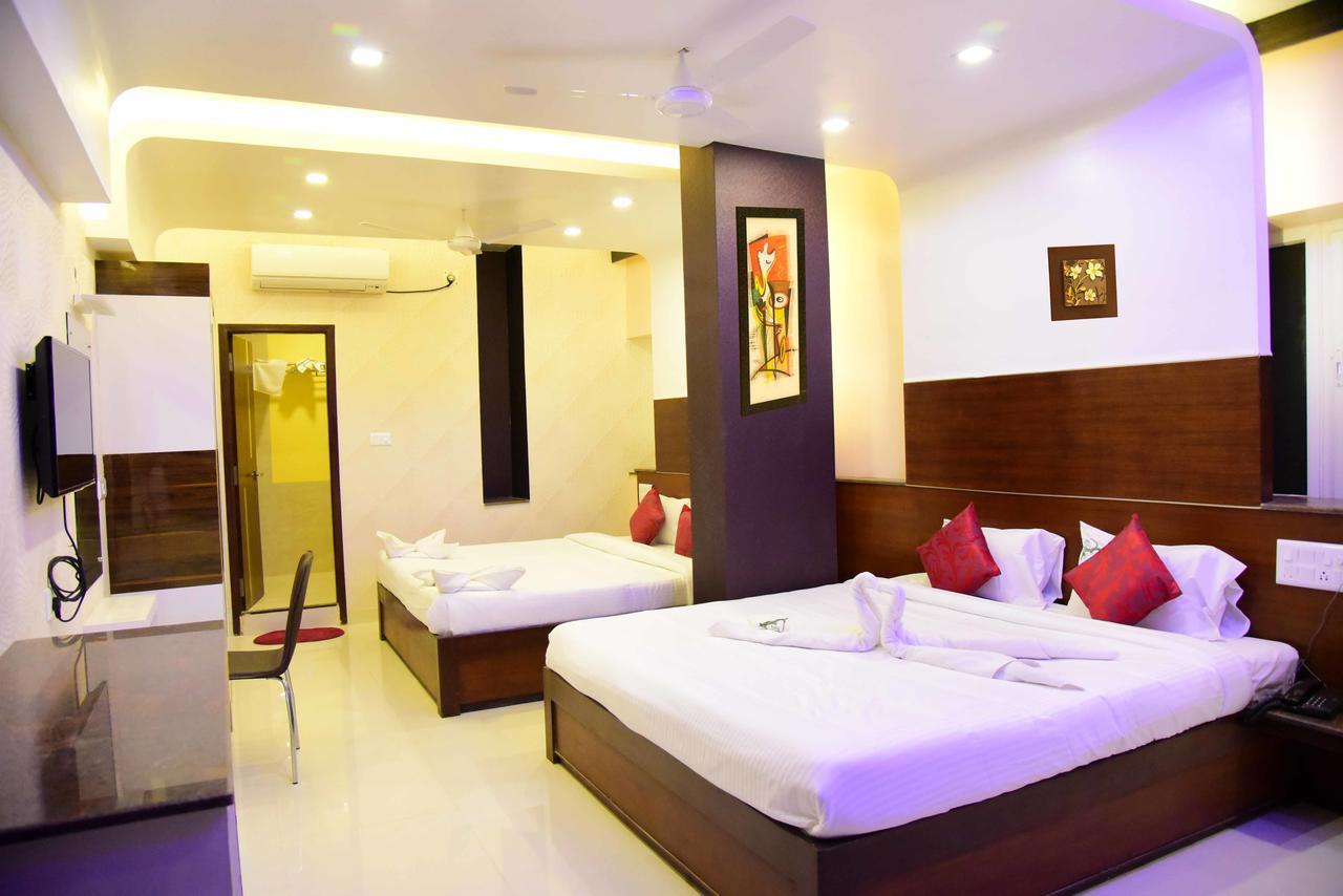 Hotel Sumith Palace Puducherry Eksteriør billede